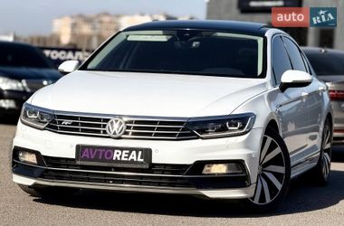 Седан Volkswagen Passat 2015 в Кривому Розі