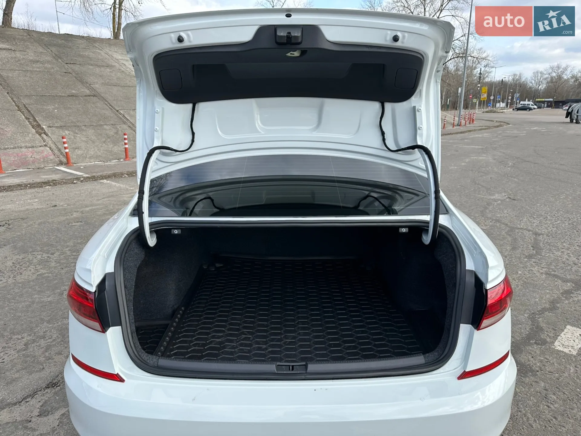 2020 Volkswagen Passat - мініатюра 35