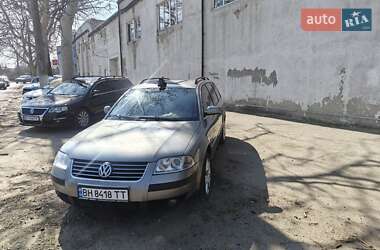 Универсал Volkswagen Passat 2002 в Одессе