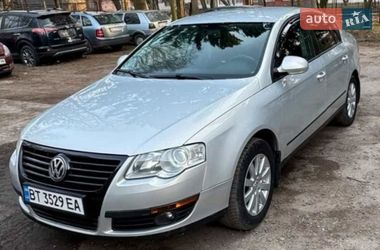 Седан Volkswagen Passat 2008 в Львове
