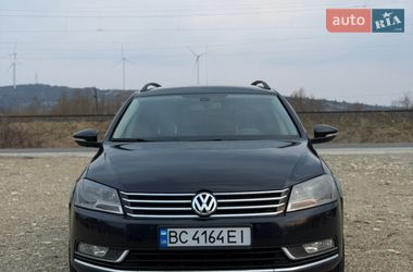 Универсал Volkswagen Passat 2011 в Старом Самборе