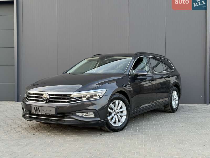 Volkswagen Passat 2022