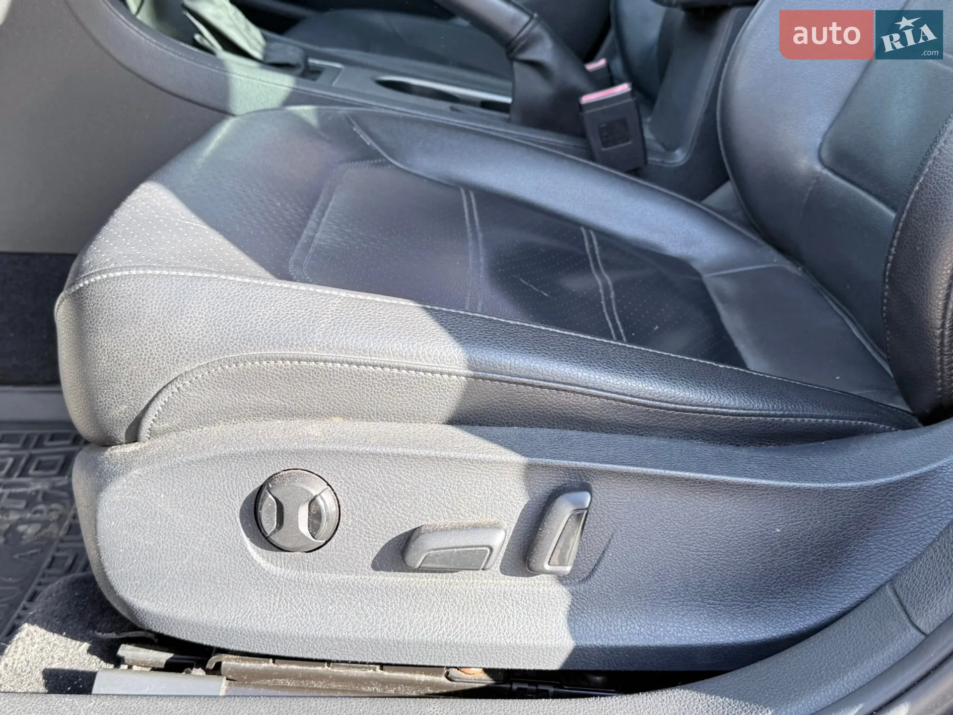 2014 Volkswagen Passat - мініатюра 22