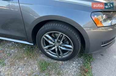 Седан Volkswagen Passat 2014 в Кременчуці