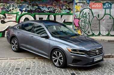 Седан Volkswagen Passat 2021 в Одесі