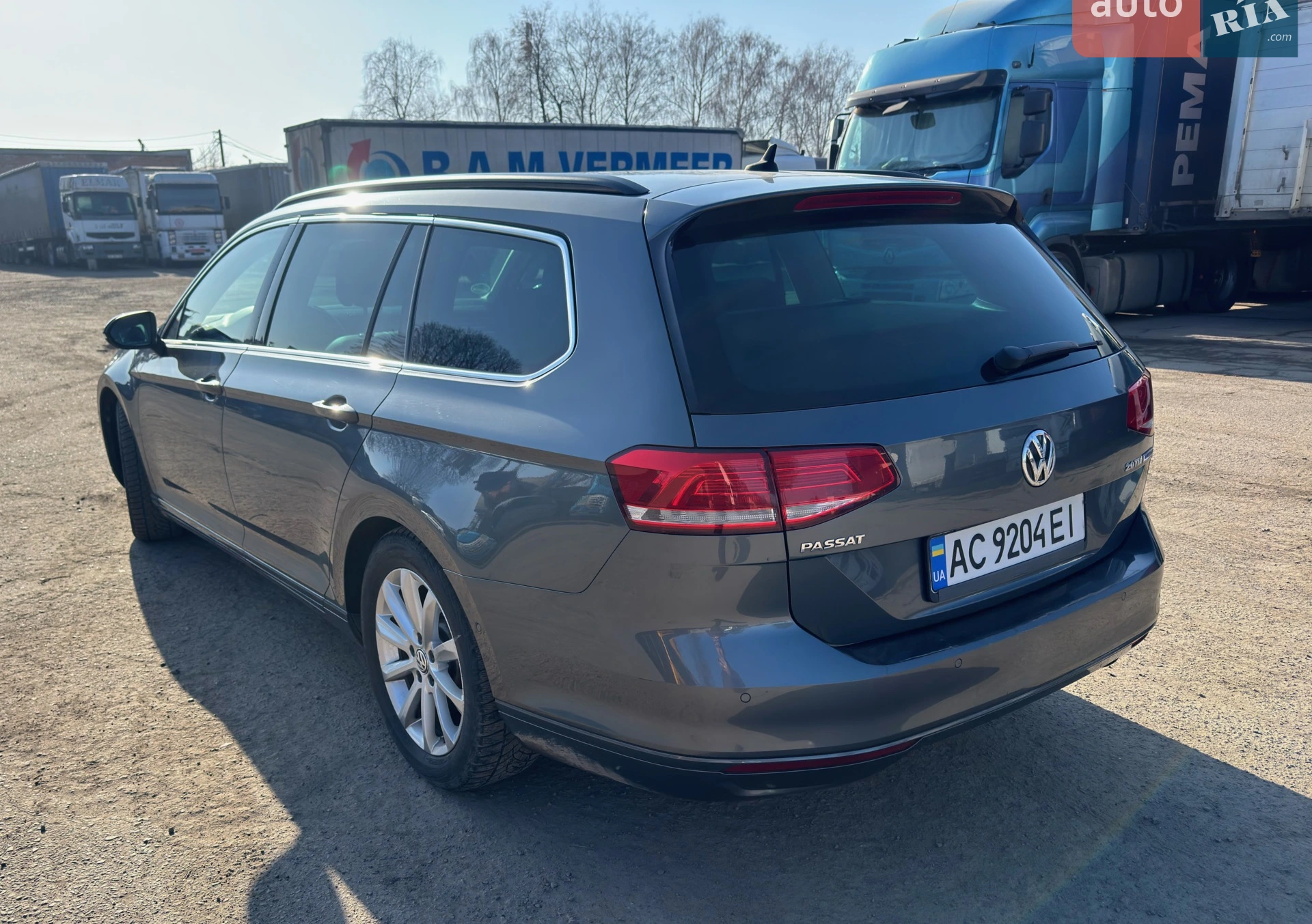 2016 Volkswagen Passat - мініатюра 5