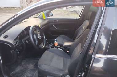 Універсал Volkswagen Passat 2003 в Черкасах