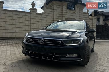 Універсал Volkswagen Passat 2017 в Тернополі