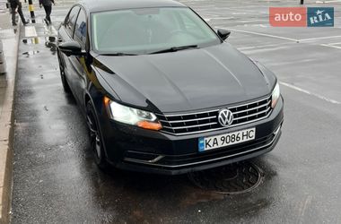 Седан Volkswagen Passat 2017 в Киеве