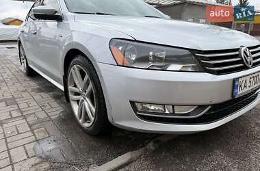Седан Volkswagen Passat 2015 в Житомирі