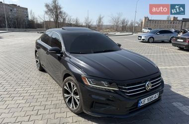 Седан Volkswagen Passat 2020 в Кривому Розі