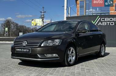 Седан Volkswagen Passat 2014 в Львове