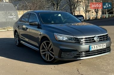 Седан Volkswagen Passat 2016 в Броварах