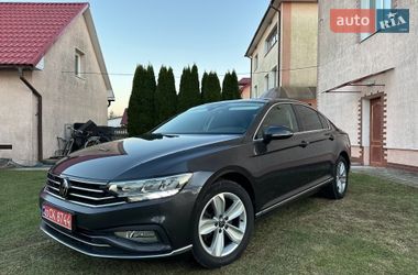 Универсал Volkswagen Passat 2021 в Ивано-Франковске