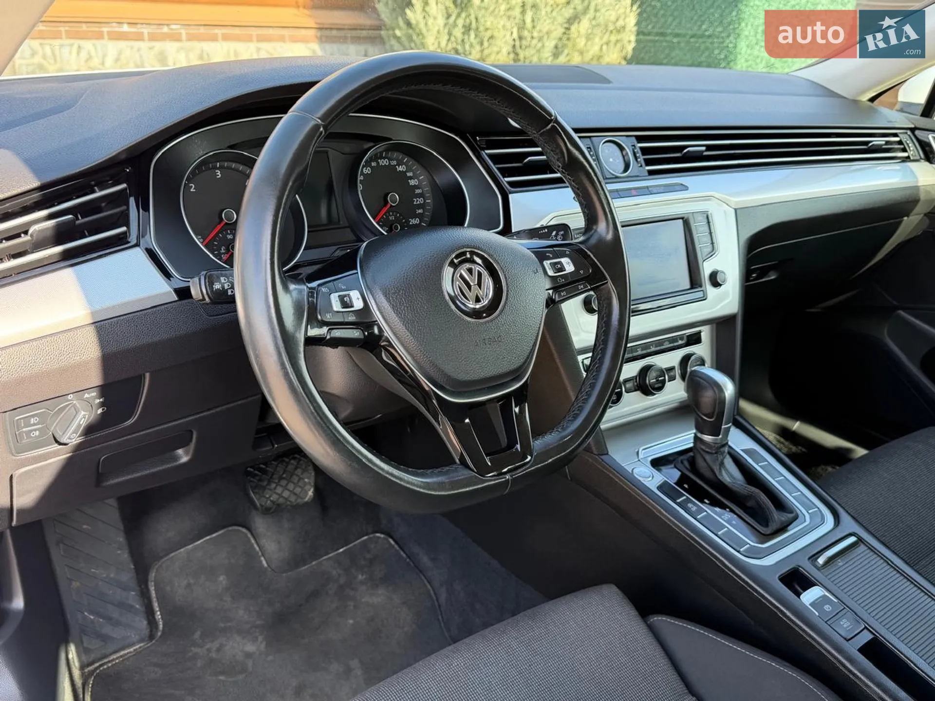 2016 Volkswagen Passat - мініатюра 14