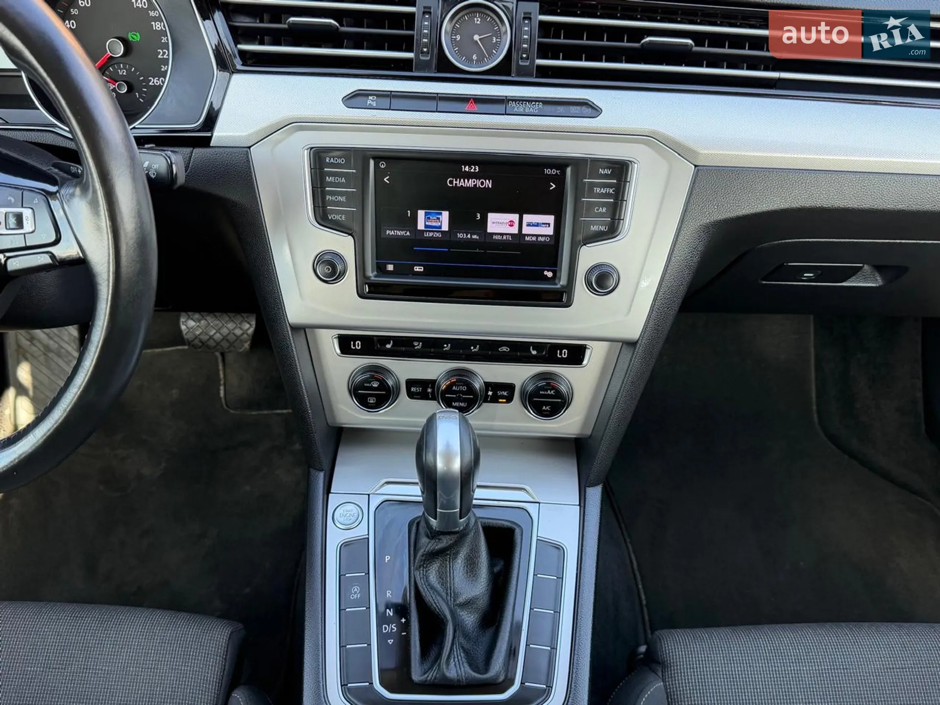 2016 Volkswagen Passat - мініатюра 34