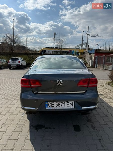 Седан Volkswagen Passat 2011 в Львове
