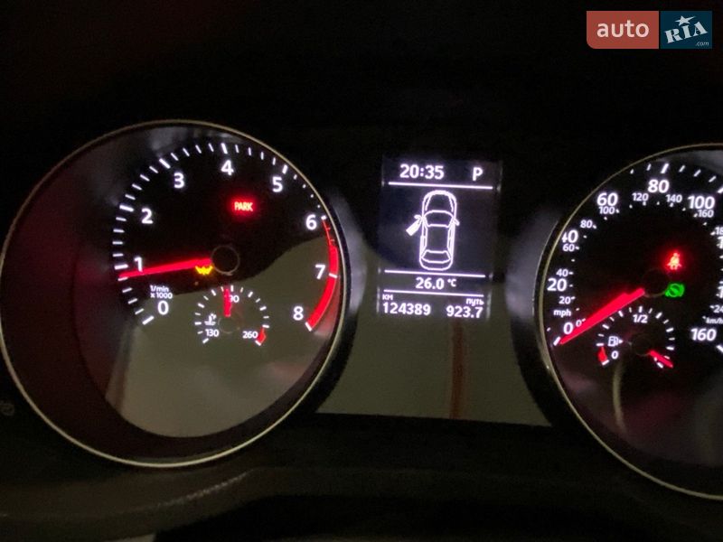 Седан Volkswagen Passat 2016 в Пустомитах