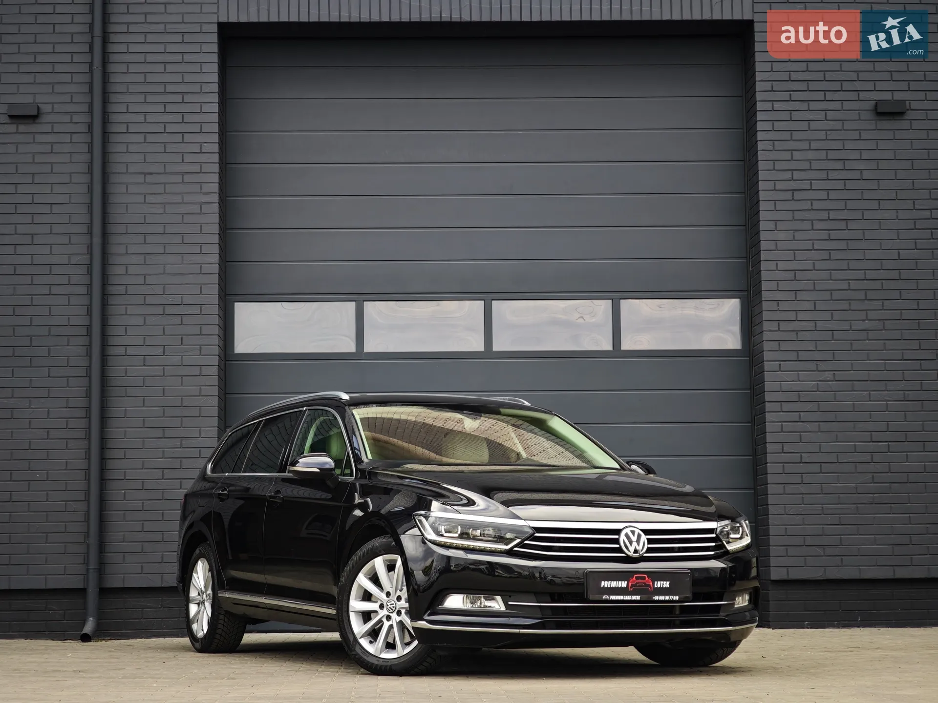 2015 Volkswagen Passat - фото 1