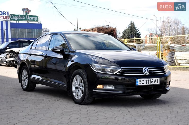 Седан Volkswagen Passat 2017 в Львове