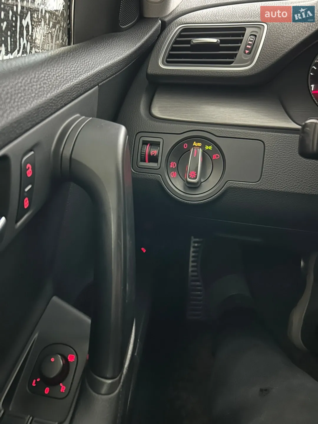 2014 Volkswagen Passat - мініатюра 25