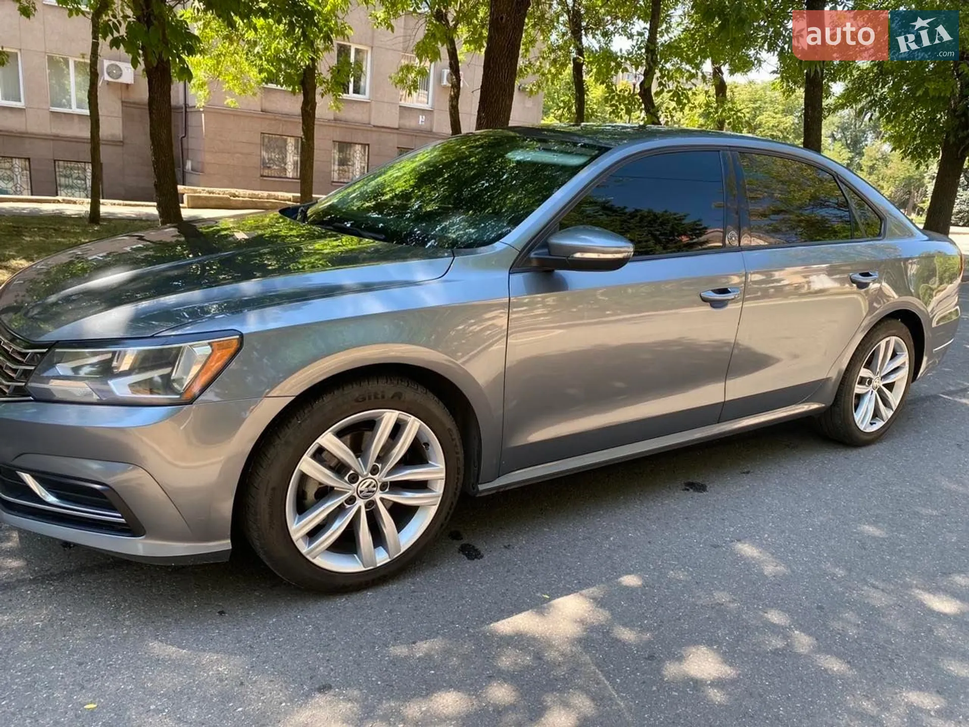 2018 Volkswagen Passat - мініатюра 2