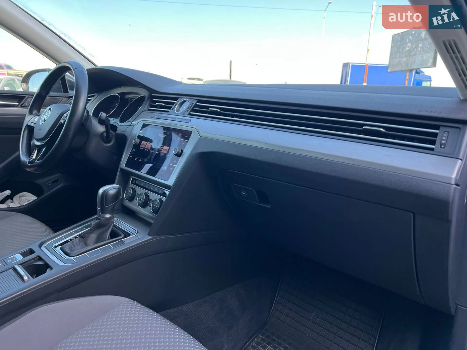 2018 Volkswagen Passat - мініатюра 43
