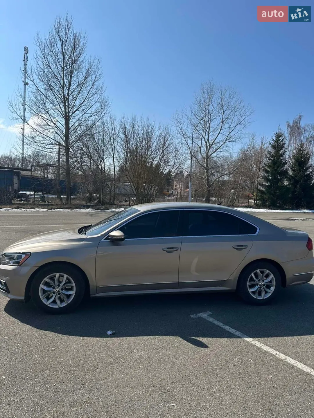 2016 Volkswagen Passat - мініатюра 4
