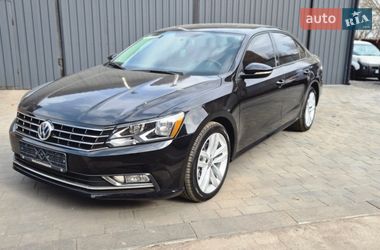 Седан Volkswagen Passat 2019 в Дубно