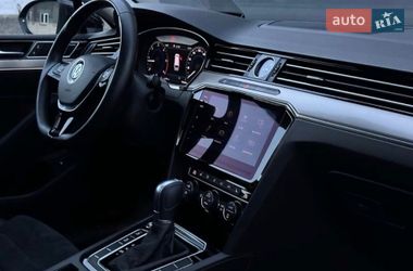Универсал Volkswagen Passat 2018 в Тернополе