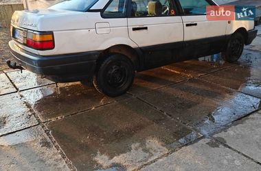 Седан Volkswagen Passat 1991 в Броварах