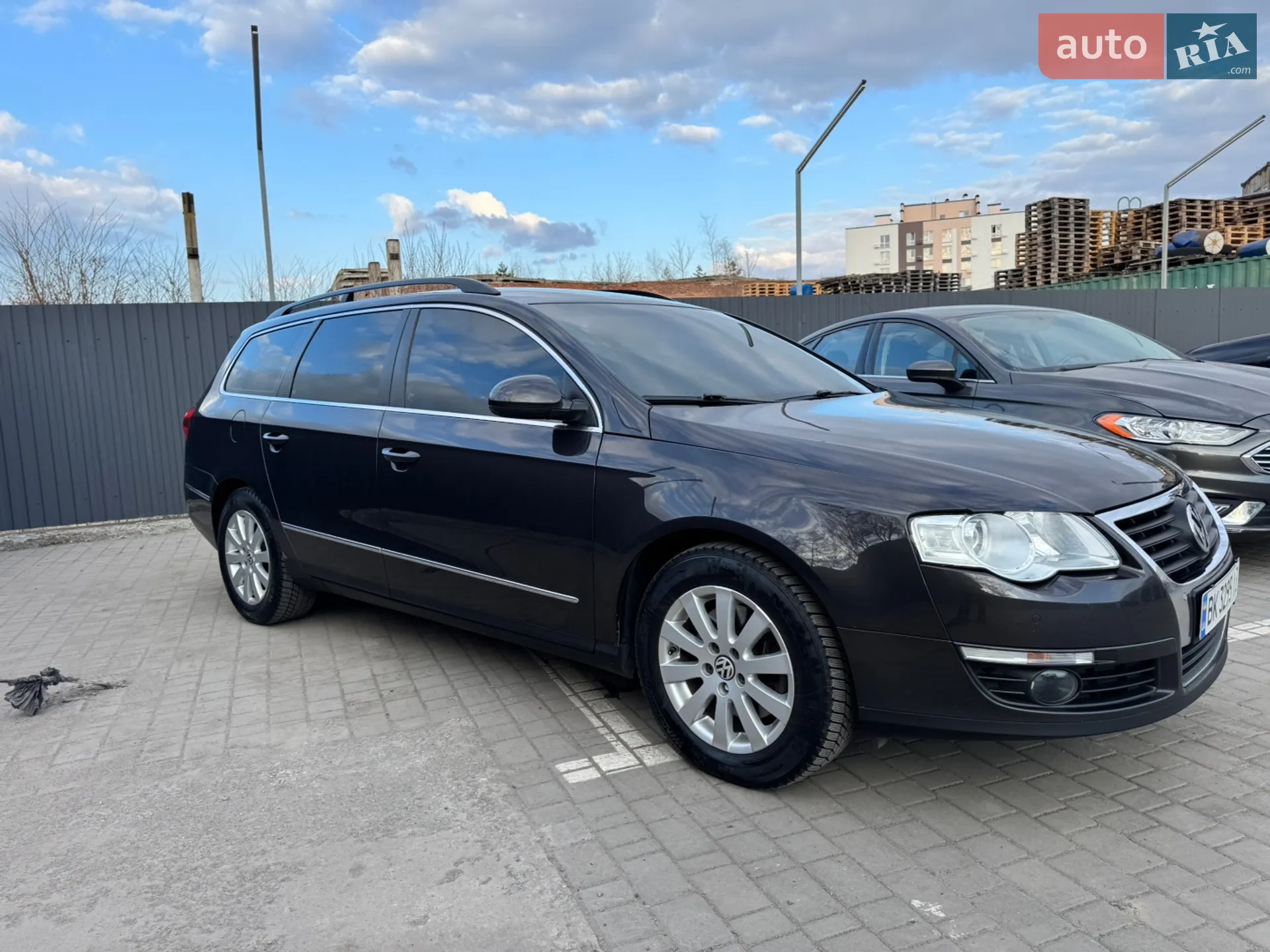 2010 Volkswagen Passat - мініатюра 16