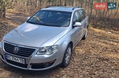 Универсал Volkswagen Passat 2009 в Емильчине