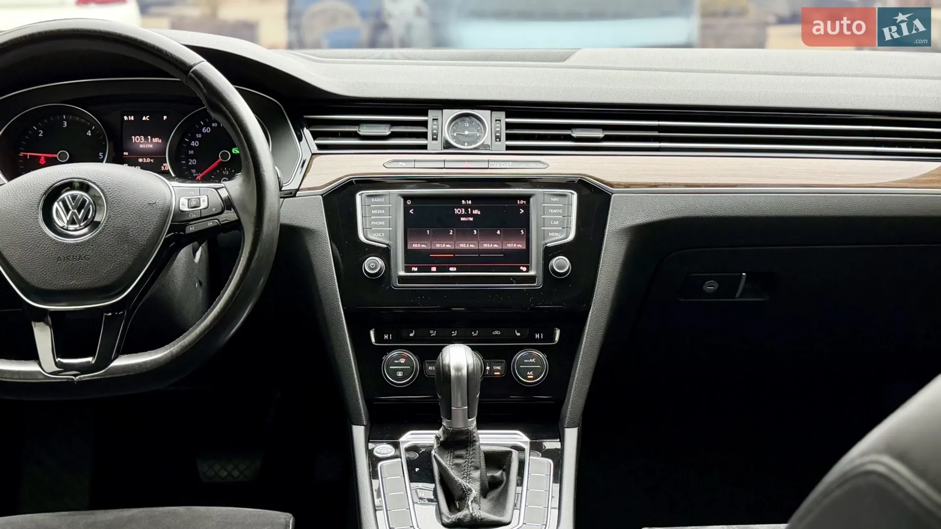 2016 Volkswagen Passat - мініатюра 16