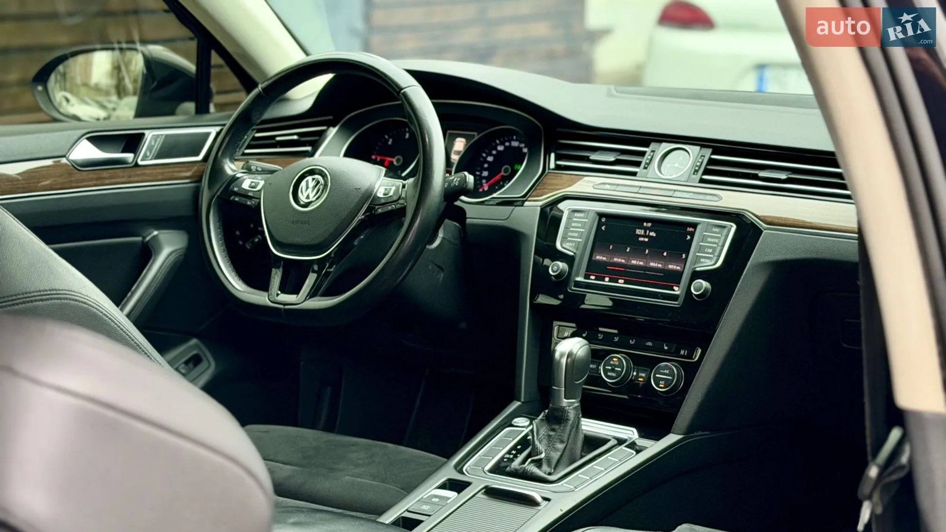 2016 Volkswagen Passat - мініатюра 17