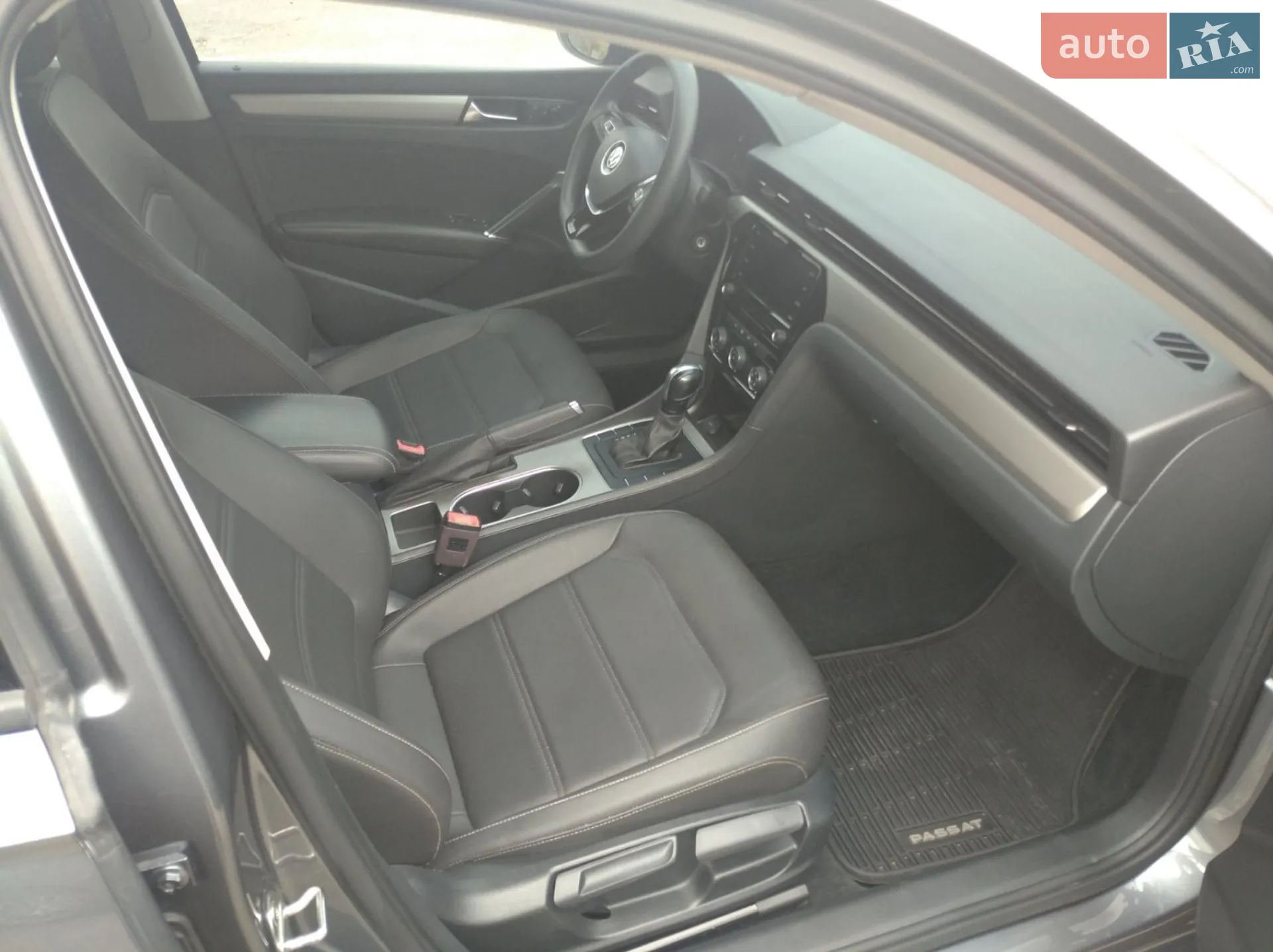 2020 Volkswagen Passat - мініатюра 17