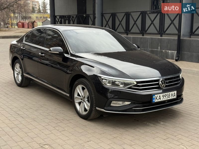 Volkswagen Passat 2021
