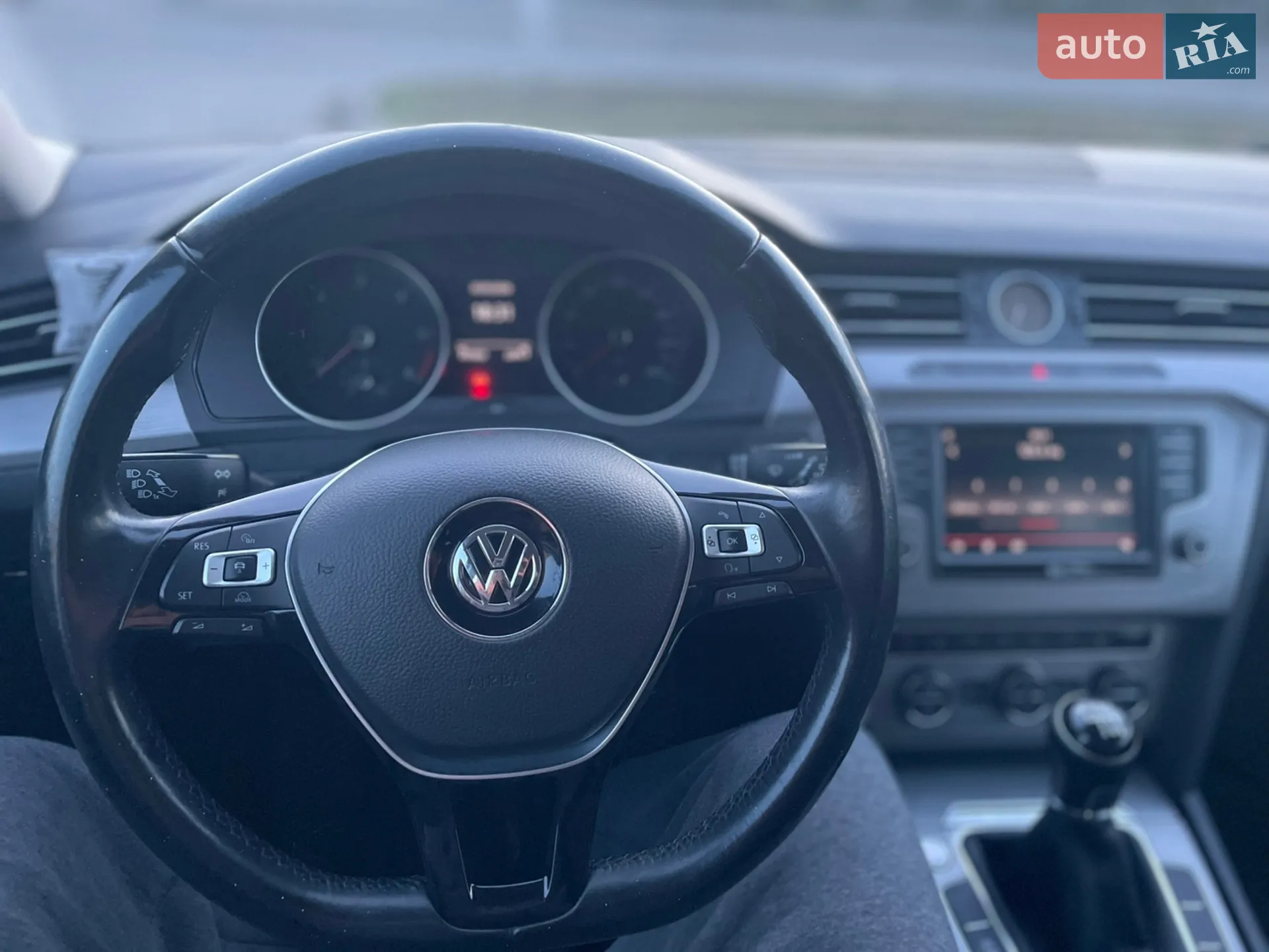 2015 Volkswagen Passat - мініатюра 27