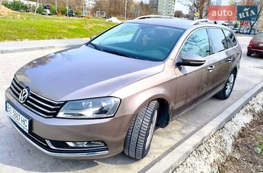 Универсал Volkswagen Passat 2011 в Львове