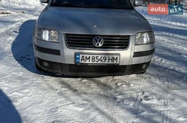 Седан Volkswagen Passat 2002 в Коростені