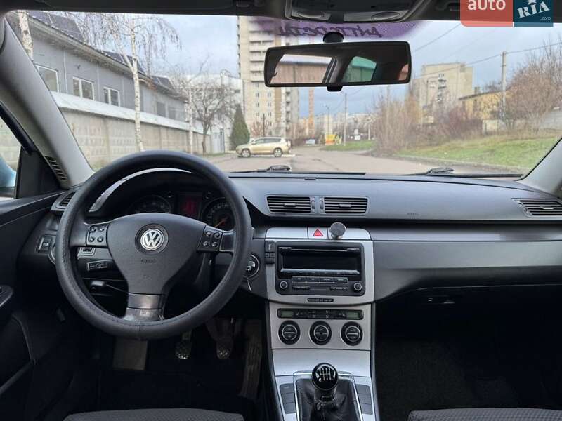 Volkswagen Passat 2005