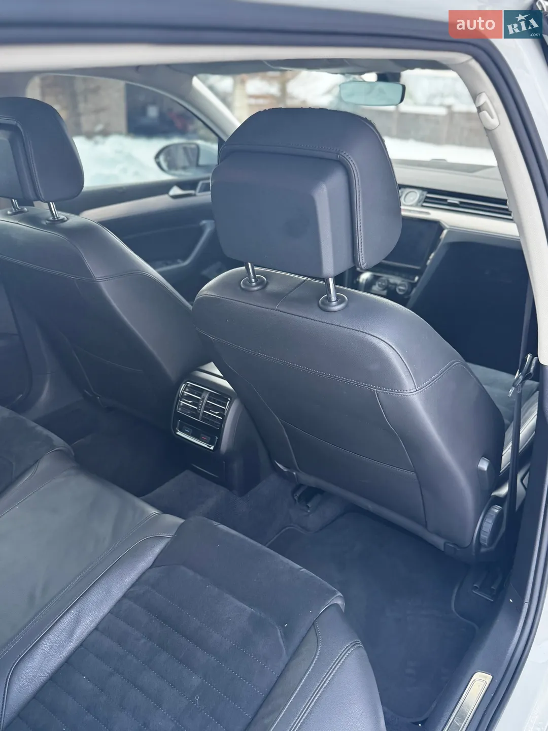 2018 Volkswagen Passat - мініатюра 11