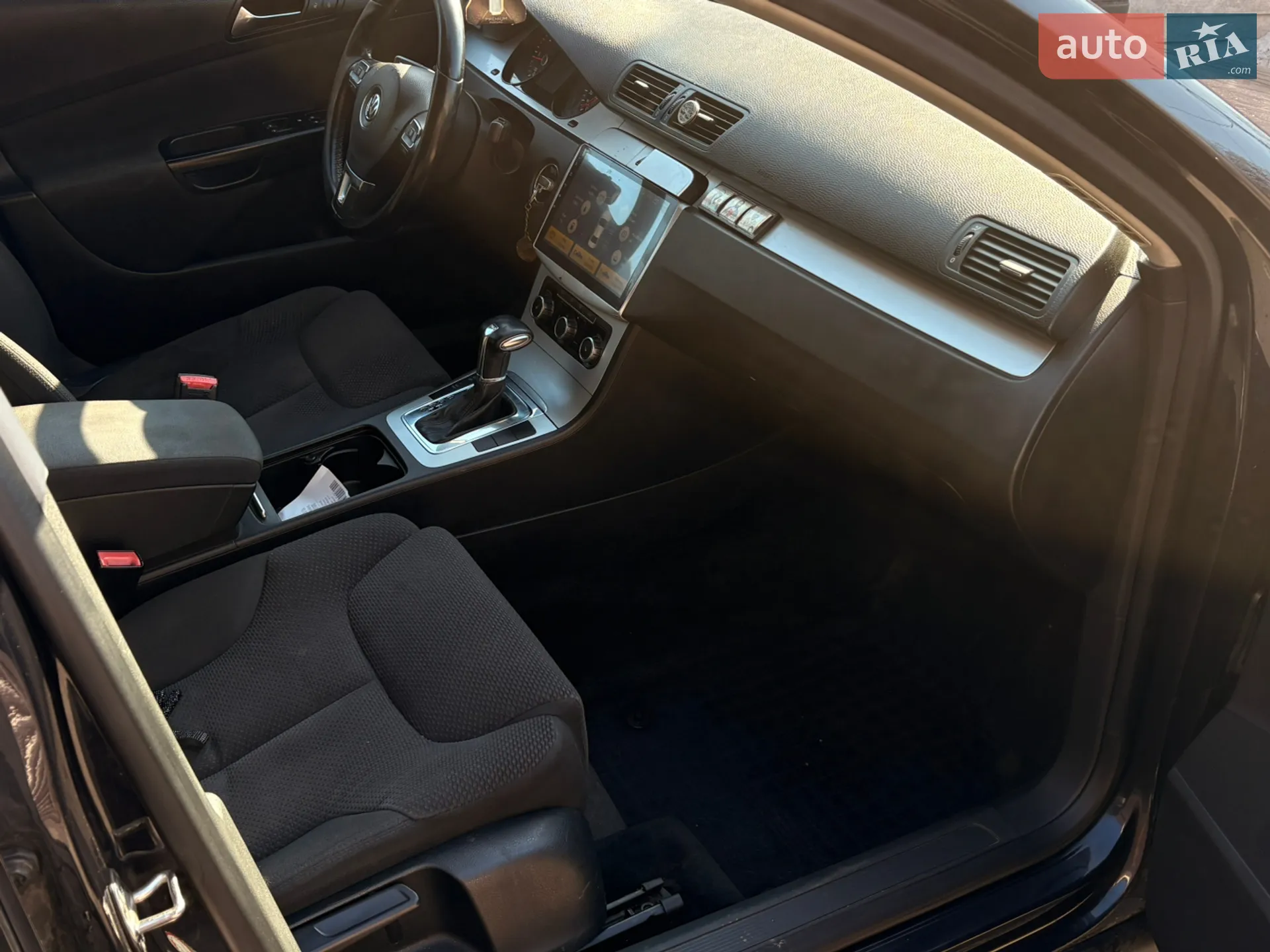 2010 Volkswagen Passat - мініатюра 19