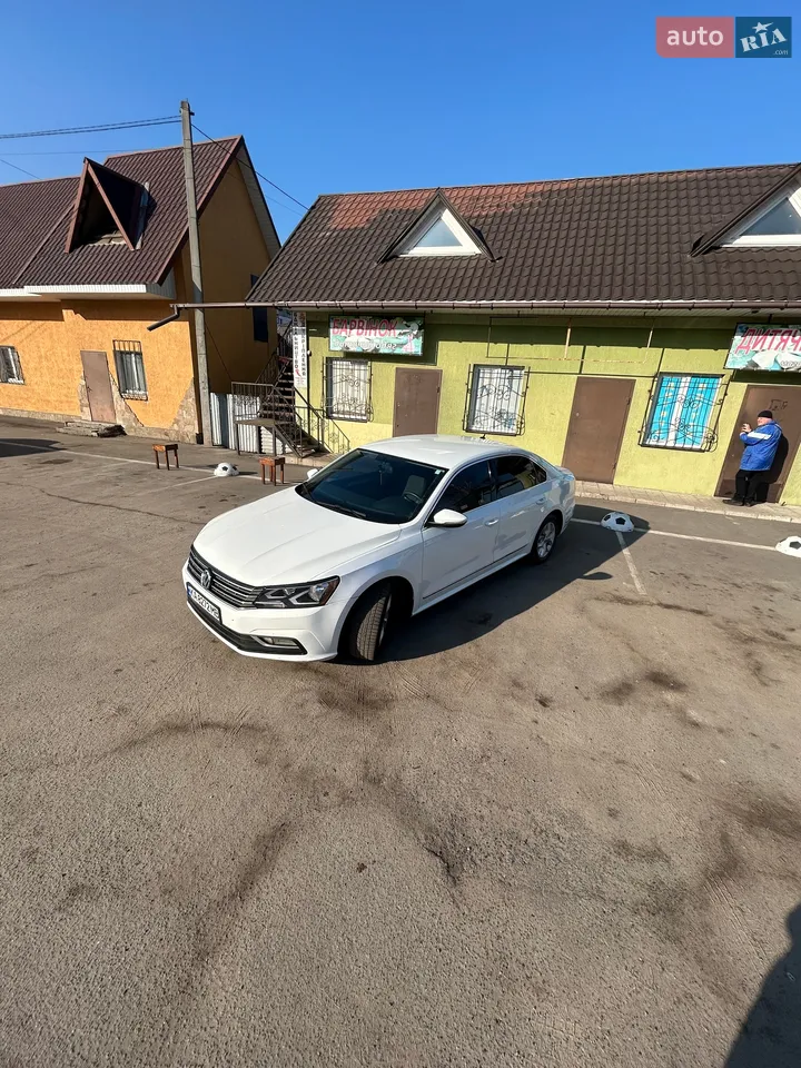2015 Volkswagen Passat - мініатюра 21