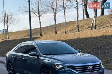 Седан Volkswagen Passat 2020 в Киеве