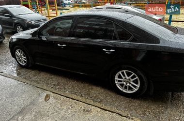 Седан Volkswagen Passat 2013 в Сумах