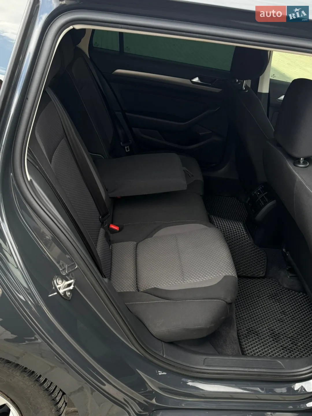 2018 Volkswagen Passat - мініатюра 28