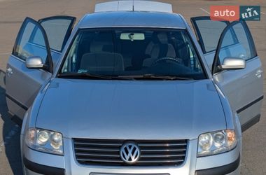 Седан Volkswagen Passat 2000 в Киеве