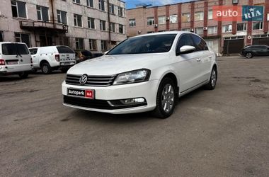 Седан Volkswagen Passat 2011 в Запорожье