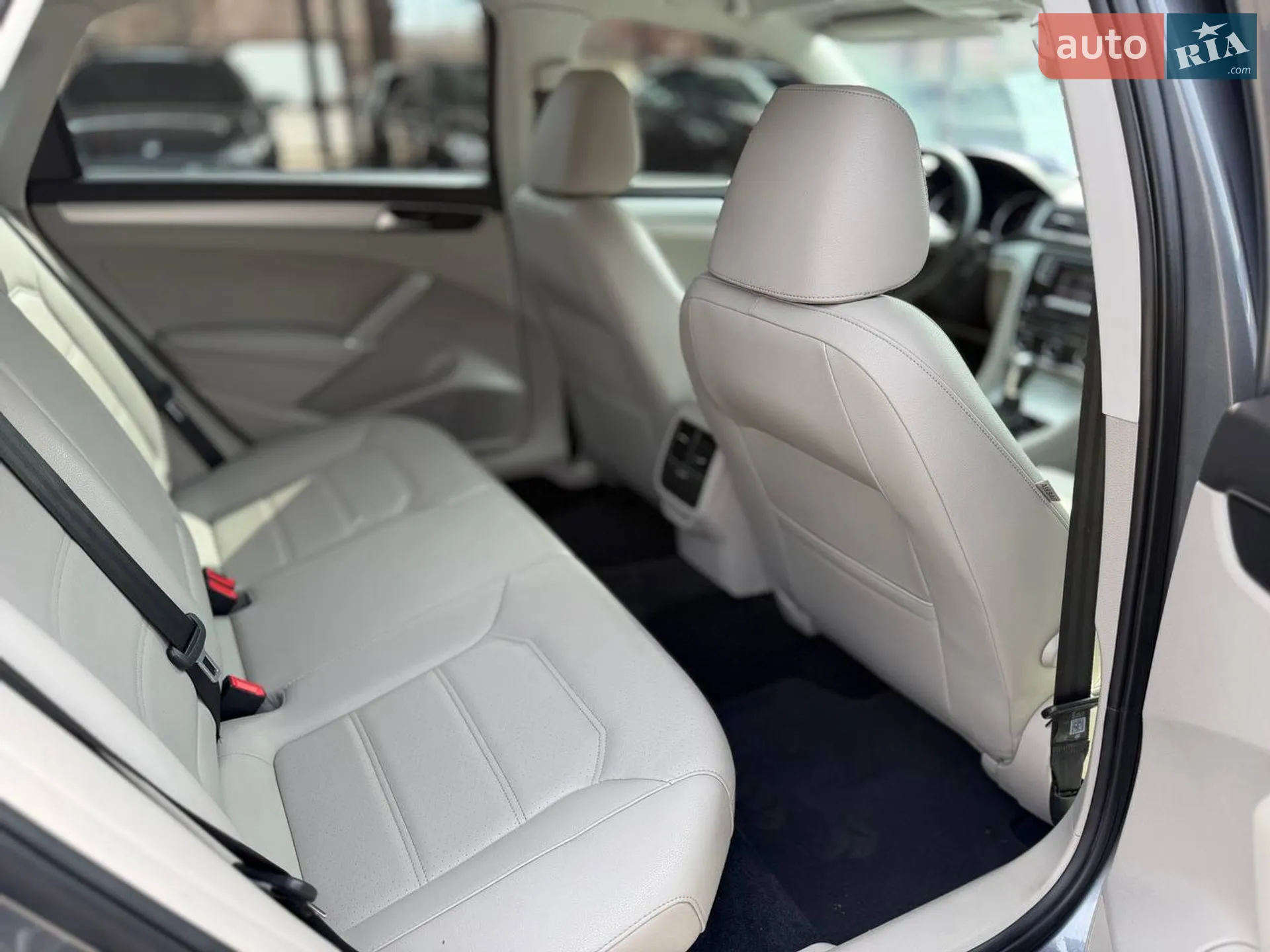 2018 Volkswagen Passat - мініатюра 21
